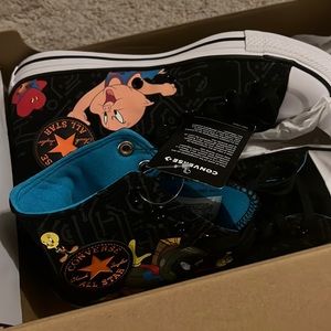 Brand new Authentic Converse space jam size 7.5 men